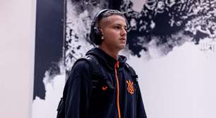 Atacante do Corinthians passa por cirurgia no joelho esquerdo