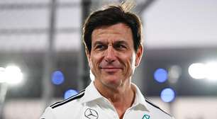 F1: Mercedes domina, mas Wolff alerta: "vantagem não garante nada"