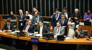 Congresso derruba veto de Lula e mantém PL da Dosimetria, que beneficia Bolsonaro