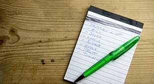 A psicologia explica: quem escreve lista de compras no papel tem esse traço raro