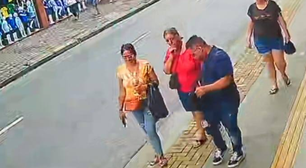 Idosa sofre golpe e tem prejuízo de R$ 16 mil ao tentar devolver carteira na saída de banco no litoral de SP