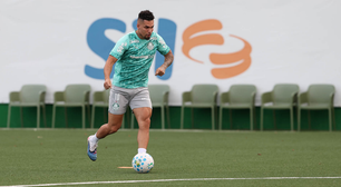Paulinho volta a ser relacionado no Palmeiras após passar quase 10 meses afastado
