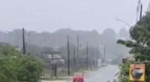 Pernambuco: Com 150 mm de chuva em 12h, Abreu e Lima entra em alerta e abre abrigo preventivo