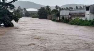 PE: chuva forte faz rio transbordar em Vicência e cancela evento do Dia do Trabalhador