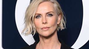 Charlize Theron abre o jogo sobre corpo aos 50: 'Pilates mudou tudo e eu calculo cada refeição'