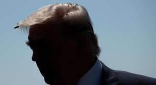 Trump anuncia tarifa de 25% sobre carros europeus e critica Itália