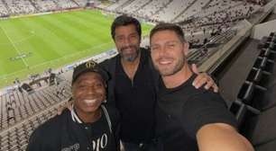 Promessa de BBB! Edílson Capetinha leva ex-participantes ao jogo do Corinthians
