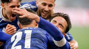 Schalke vence e está de volta à elite da Alemanha