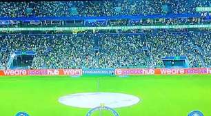 Inusitado: Santos atrasa e não aparece para o Hino Nacional antes do jogo com o Palmeiras