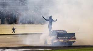 NASCAR: Carson Hocevar domina a Truck Series e vence no Texas Motor Speedway