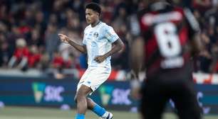 Em jogo com expulsões, Grêmio empata com o Athletico fora de casa