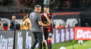 Jair Ventura exalta atuação do Vitória após goleada sobre o Coritiba e destaca maturidade da equipe na Série A