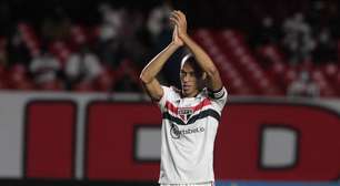 Filho do Miranda assina primeiro contrato profissional com o São Paulo