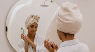 Cabelos brilhantes e sem frizz: a técnica da água fria com vinagre de maçã que equilibra os fios