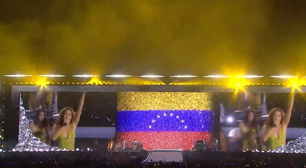 Todo Mundo no Rio: Veja imagens do megashow de Shakira em Copacabana