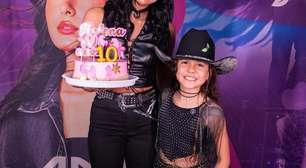 Ana Castela faz festa surpresa para a 'Mini Boiadeira' no camarim