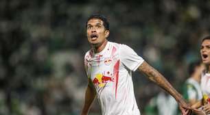 Red Bull Bragantino vence e se aproxima do G-6 do Brasileirão