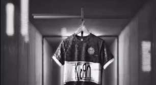 KoRn lança camisa em parceria com time campeão da Libertadores