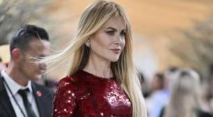 Bolsa de Nicole Kidman no Met Gala 2026 chama atenção; veja itens