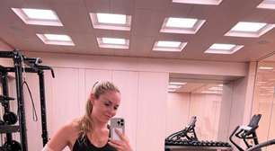 Lindsey Vonn reaparece em evento três meses após grave acidente nas Olimpíadas de Inverno