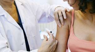 Vacina da gripe causa gripe? Especialista esclarece mitos comuns
