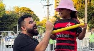 Jorginho realiza sonho de torcedora viral do Flamengo após tragédia familiar; vídeo