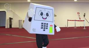 Conheça a Pilili, a nova mascote do TSE que representará a urna eletrônica nas eleições de 2026