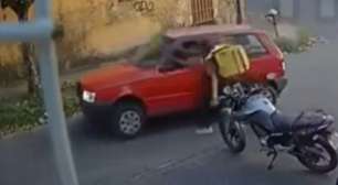 Motorista é agredido em briga de trânsito e morre após bater carro em poste em BH