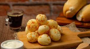 Crocante e macio por dentro: pão de queijo de tapioca na air fryer