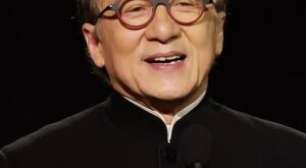 Jackie Chan decide doar fortuna de R$ 2,1 bilhões e revela por que não deixará herança para o filho