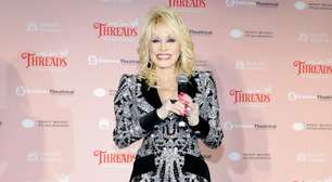 Saiba o estado de saúde de Dolly Parton após cancelamento de shows