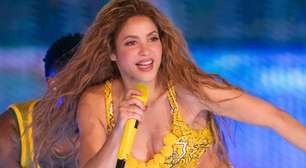Shakira lança clipe com música da Copa do Mundo gravado no Maracanã com shorts e blusa de marca upcycling brasileira