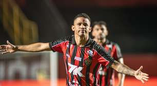 STJD reduz punições de Erick e Fábio Mota, mas atacante está fora contra o Fluminense; entenda