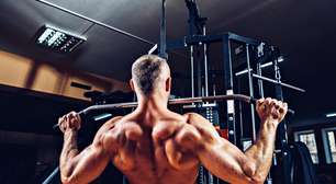 Treino de costas: 5 exercícios para definir e fortalecer a região