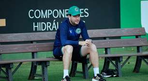 Goiás perde titulares e Daniel Paulista esboça escalação para o clássico