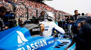 F1 2026: Sainz compara novo sistema de energia aos antigos "trens de DRS"