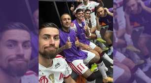 Jorginho tranquiliza torcida do Flamengo após paralisação de jogo na Libertadores