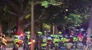 Caos fora do estádio: vídeos mostram guerra nas ruas após Medellín x Flamengo