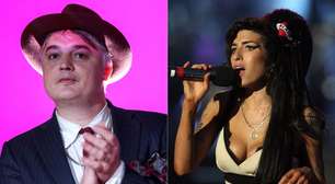 Pete Doherty defende cinebiografia de Amy Winehouse: 'Ela teria gostado'