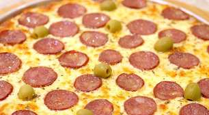 Pizza caseira, com uma massa deliciosa e muito prática, para reunir todos no jantar do Dia das Mães