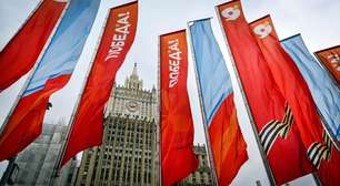 Rússia celebra dia da derrota nazista com desfile reduzido, segurança reforçada e medo de ataque ucraniano