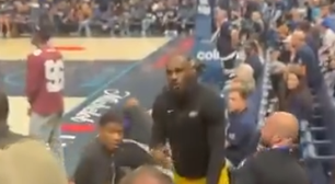 LeBron James discute com torcedor em derrota dos Lakers