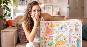 Ela transformou os desenhos da filha em arte e encontrou um jeito de eternizar a infância