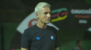 "Sem medo do Flamengo": jovens ganham força e podem mudar o Grêmio de Luís Castro