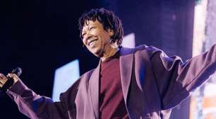 Faltam palavras para explicar a emoção de assistir Djavan ao vivo