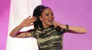 A música do Red Hot Chili Peppers que é sobre Mel C, das Spice Girls