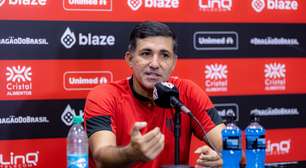 Após vitória sobre o Ceará, técnico do Atlético-GO destaca reação da equipe: "Sem"