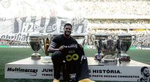 Hulk recebe homenagens e se despede do Atlético: "Vivi intensamente"