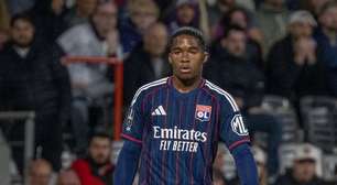 Lyon perde para o Toulouse e se complica por uma vaga na Champions League
