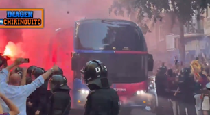 Ônibus do Barcelona é apedrejado pela própria torcida antes de clássico